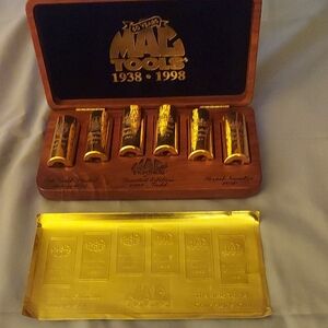 MAC Cosmetics Limited Edition Gold Set